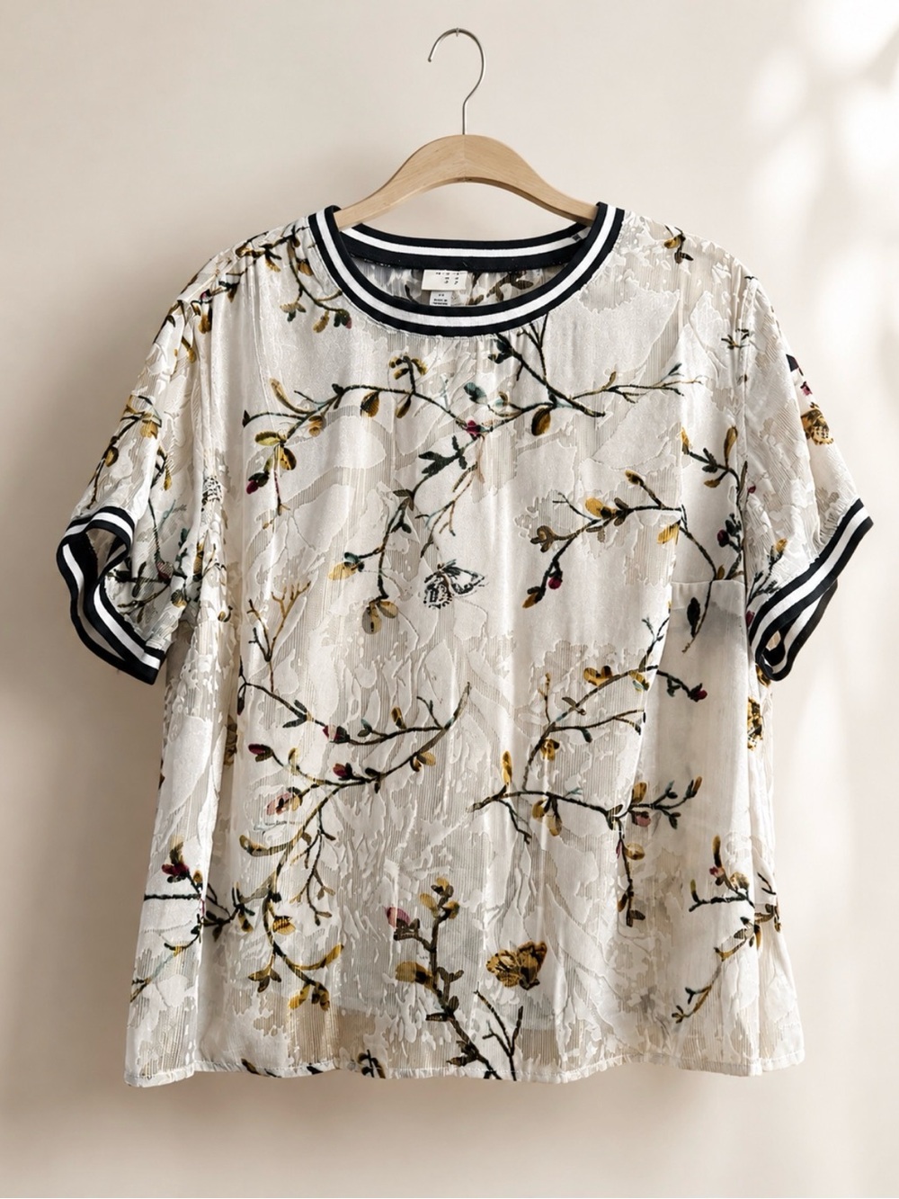 A new day Ivory Floral Short Sleeve Top with Navy Trim
